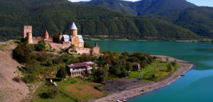 מצודת אנאנורי בגיאורגיה